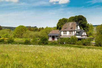 Modernes Hotel mit Gastronomie im historischen Bahnhof Thalfang mit separatem Gästehaus 54424 Thalfang,
